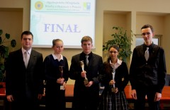 Laureaci Ogólnopolskiej Olimpiady Wiedzy o Państwie
i Prawie (2011)